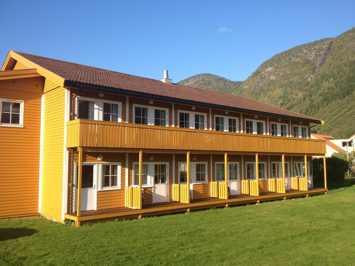 Blix Hotel Vikoyri Exterior photo